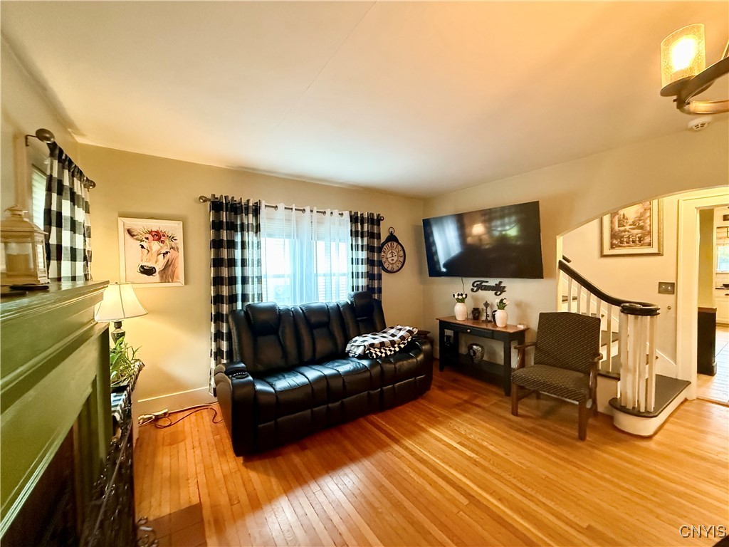 561 Main Street Oneida, NY 13421 - Photo 6 of 47 Living Room w/Fireplace