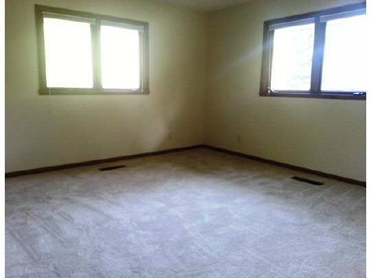 9690 Belvidere Road Roscoe, IL 61073 - Photo 9 of 10 Gallery Image 9