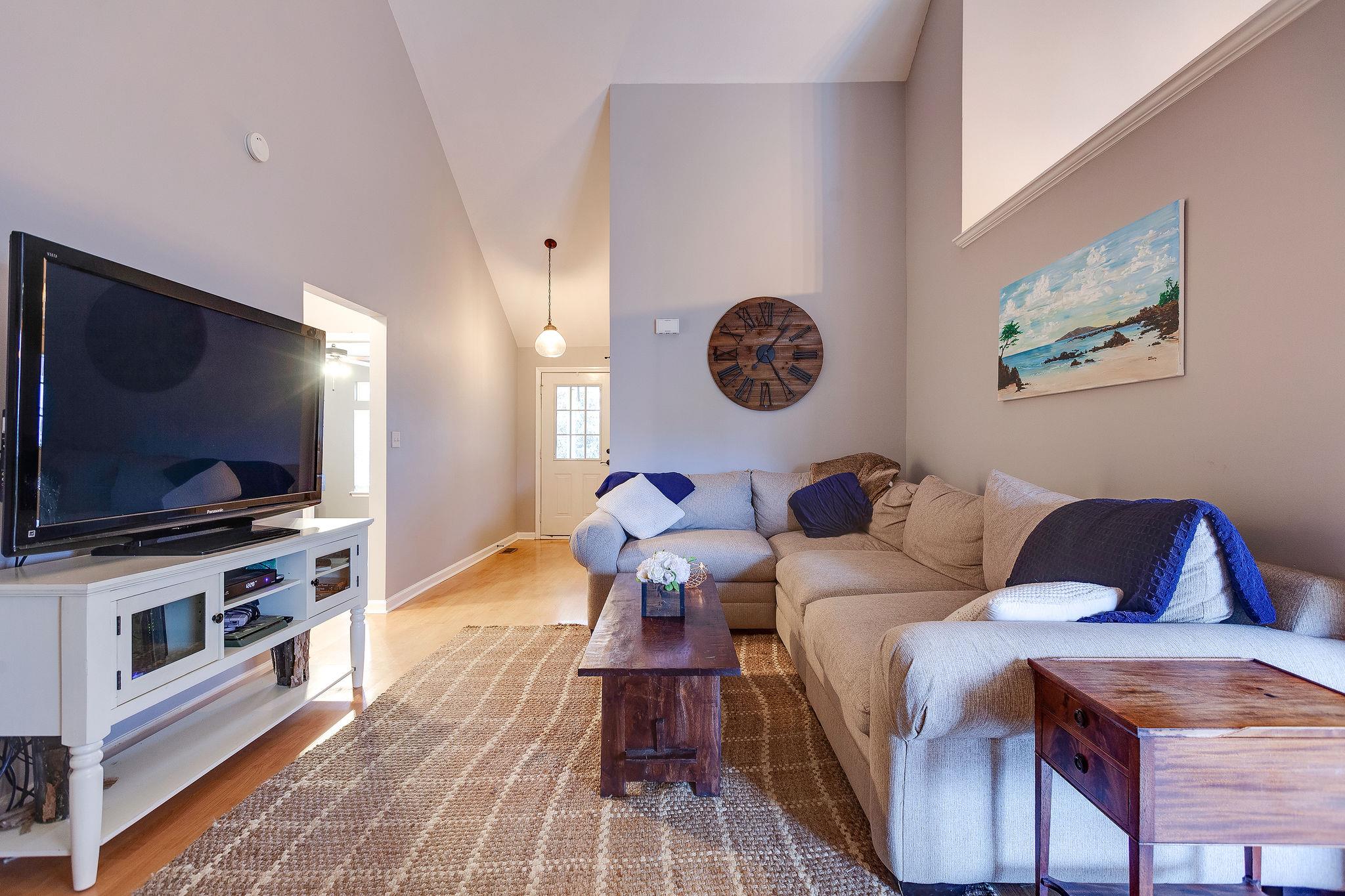 1815 O'Reilly Circle Spring Hill, TN 37174 - Photo 7 of 23 *Living Room*