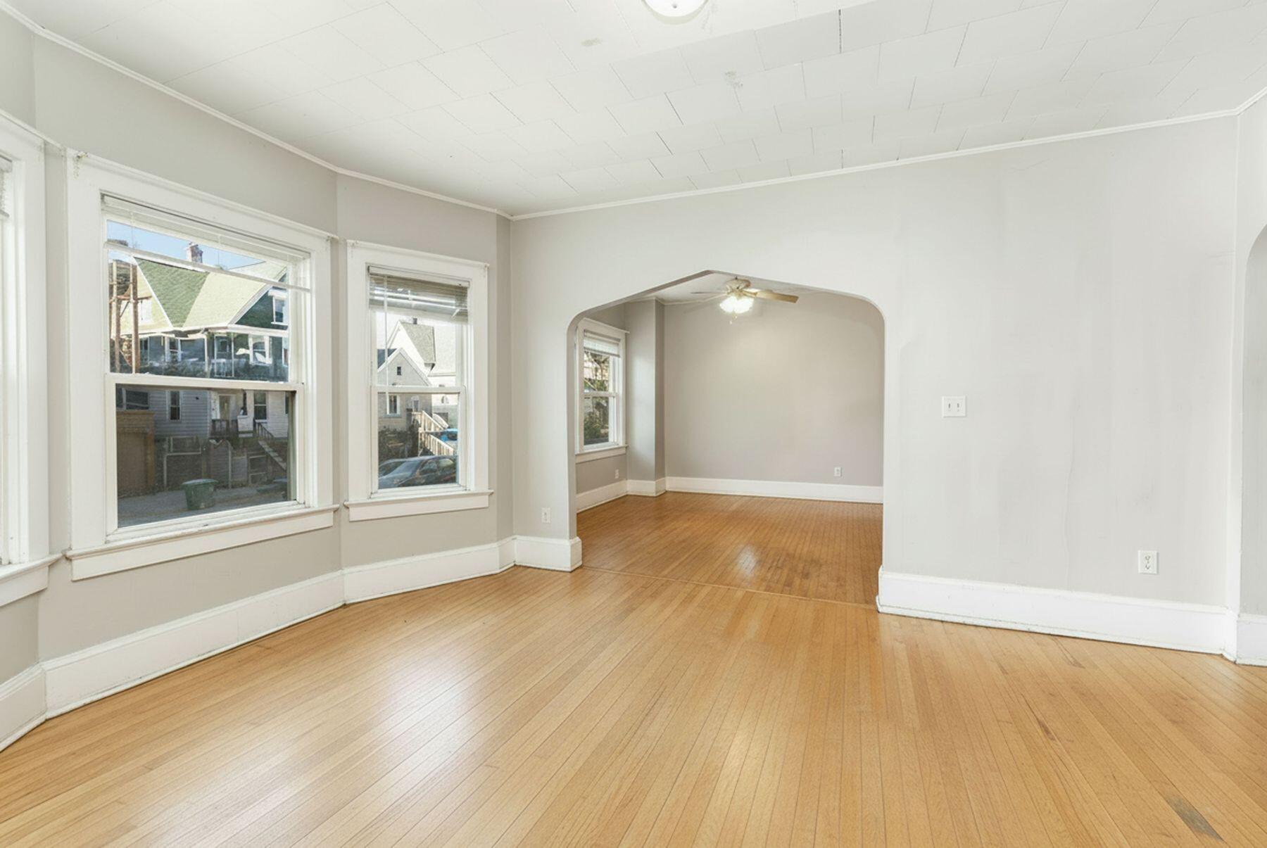 1128 South 35th Street, Unit 1130 Milwaukee, WI 53215 - Photo 2 of 17 Living Room - Lower