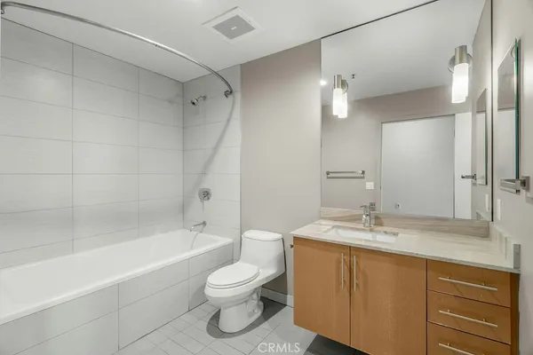 $5,550 | 530 South Hewitt Street, Unit 433, Los Angeles, CA 90013