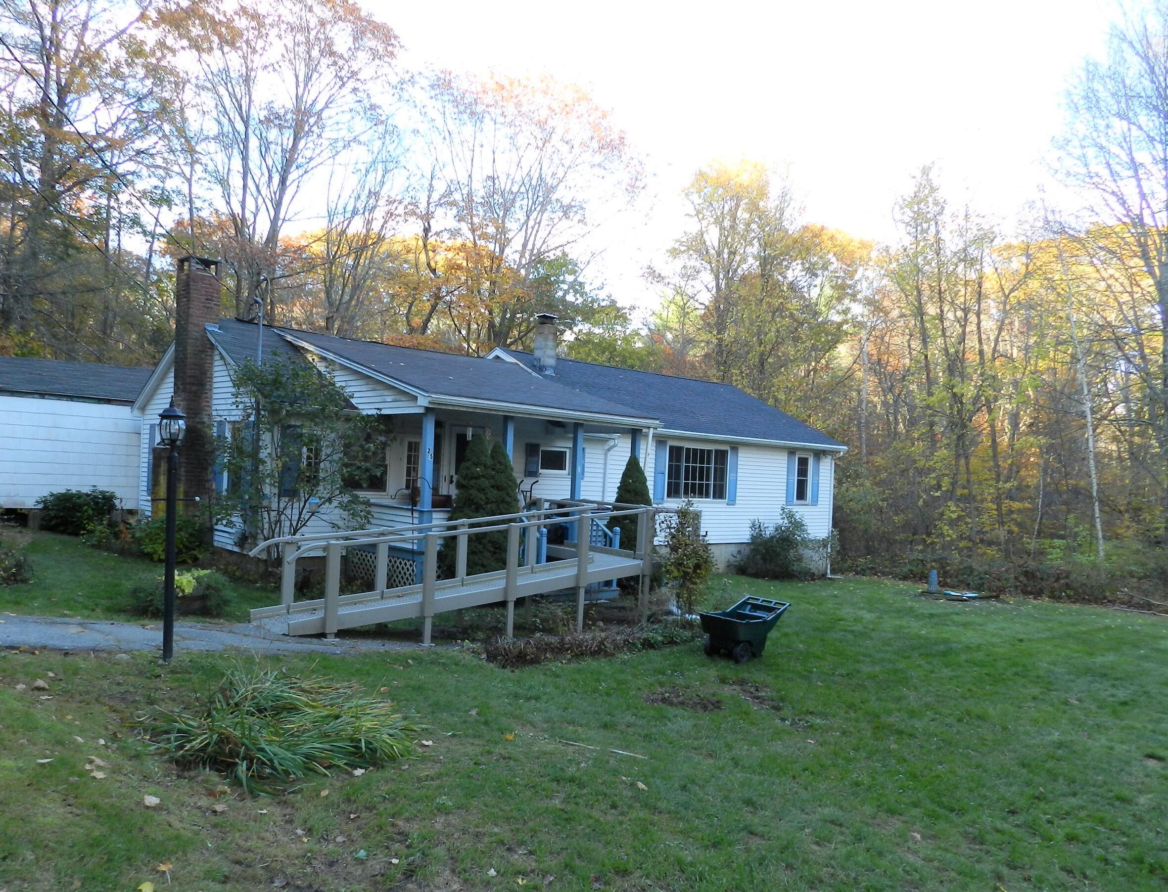 25 Mountain Road York, ME 03902 - Photo 3 of 21 006