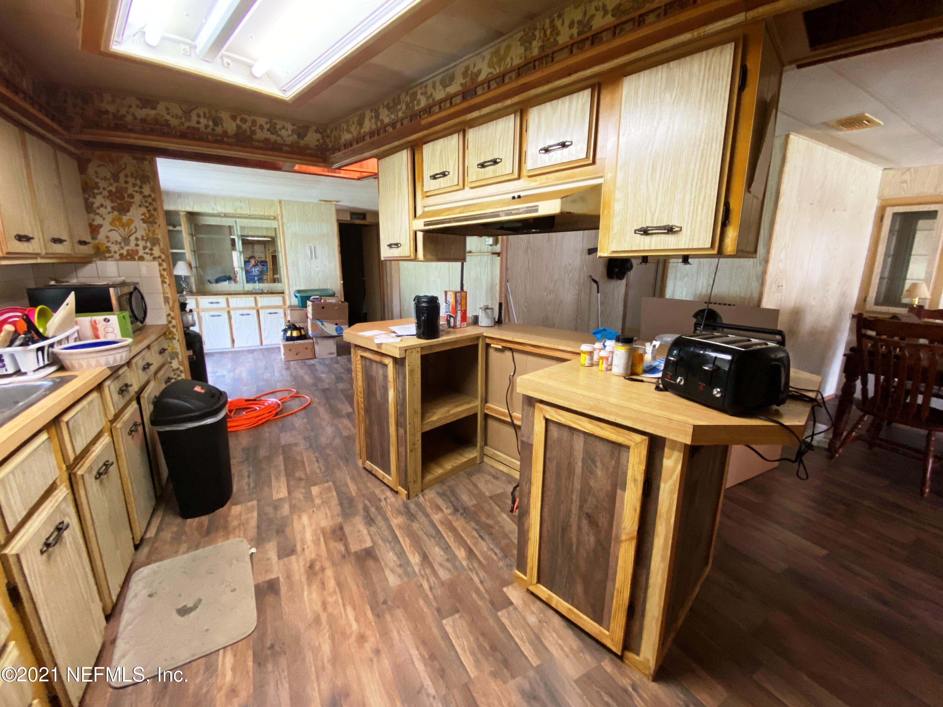 119 Osceola Road Georgetown, FL 32139 - Photo 13 of 46 Kitchen 4