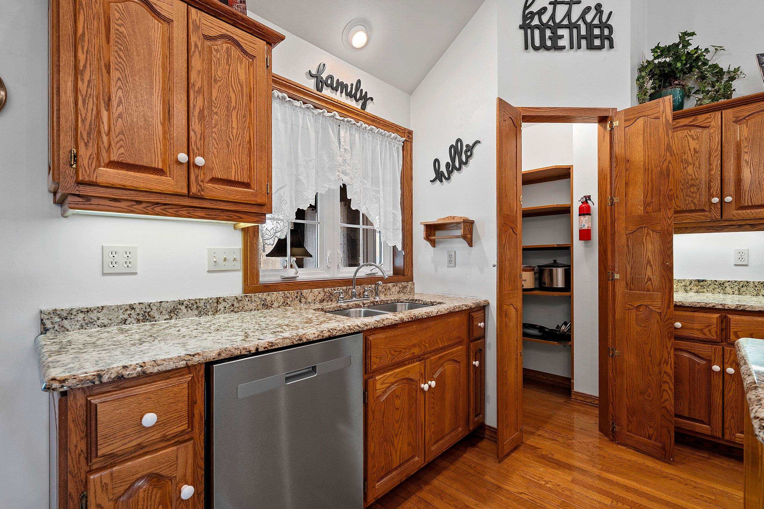 5271 Morning Retreat Road Oconto, WI 54153 - Photo 14 of 82