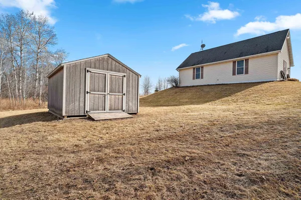 $674,900 | 5271 Morning Retreat Road, Oconto, WI 54153
