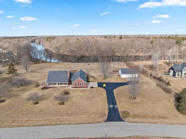 $674,900 | 5271 Morning Retreat Road, Oconto, WI 54153