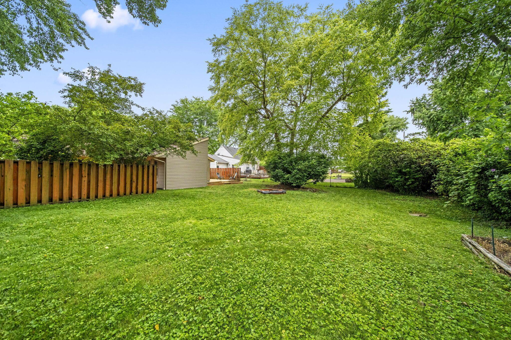 184 East Schrock Road Westerville, OH 43081 - Photo 52 of 61 61-web-or-mls-A7409003