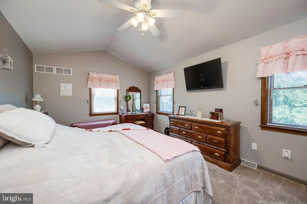881 Zion Road Mohnton, PA 19540 - Photo 27 of 64 Cozy bedroom with charming decor and light.