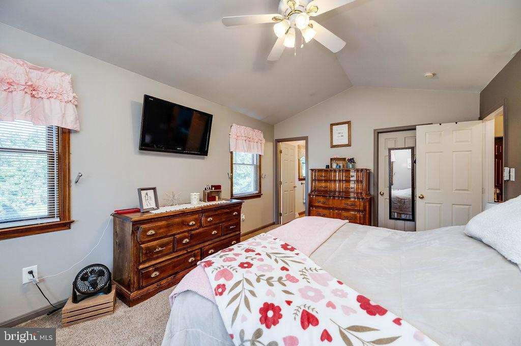881 Zion Road Mohnton, PA 19540 - Photo 29 of 64 Cozy bedroom with charming decor and light.