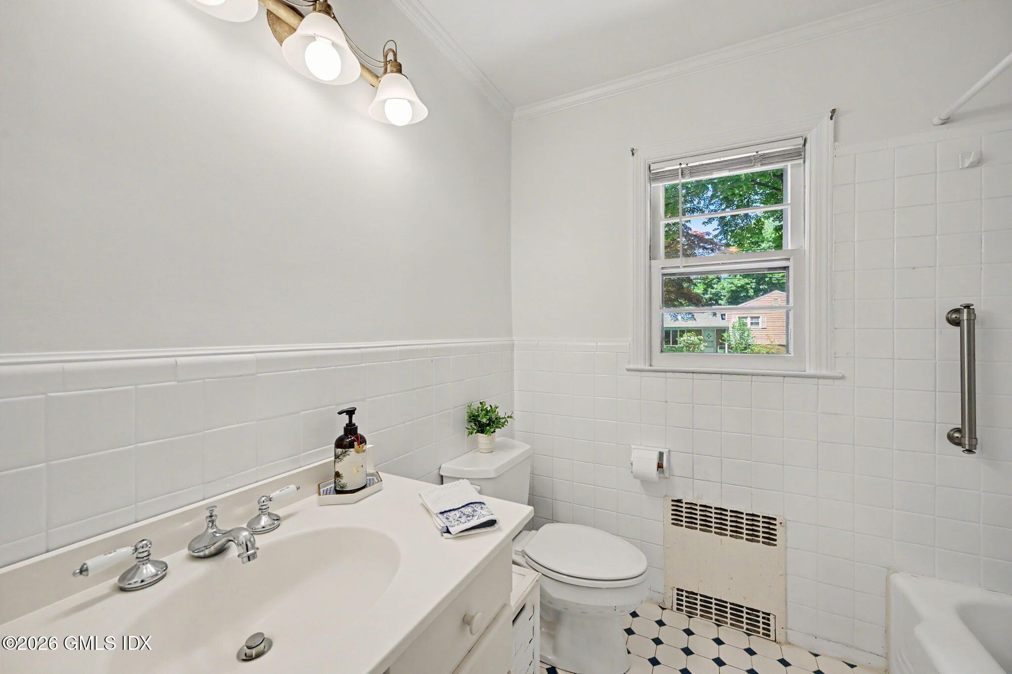 8 Ernel Drive Riverside, CT 06878 - Photo 19 of 24 19-web-or-mls-8-ernel-dr
