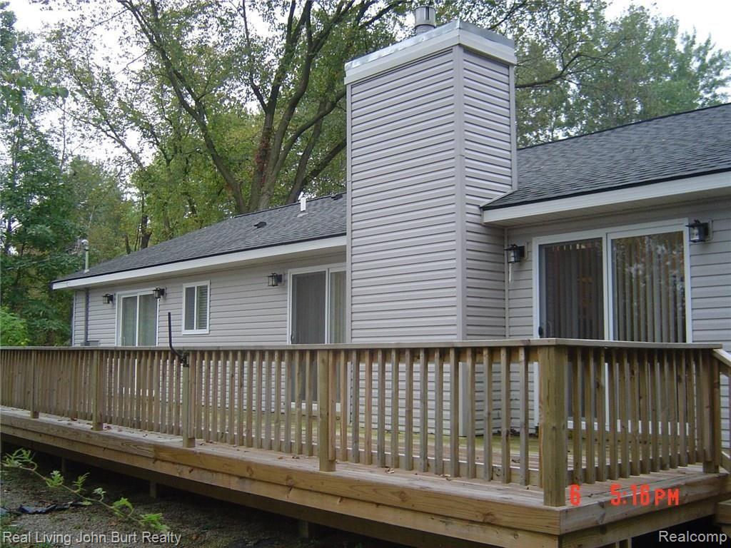 777 West Leonard Road Leonard, MI 48367 - Photo 4 of 26 2015-10-06 17.16