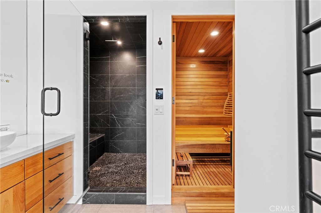 9120 Cleveland Avenue Riverside, CA 92503 - Photo 34 of 62 Primary