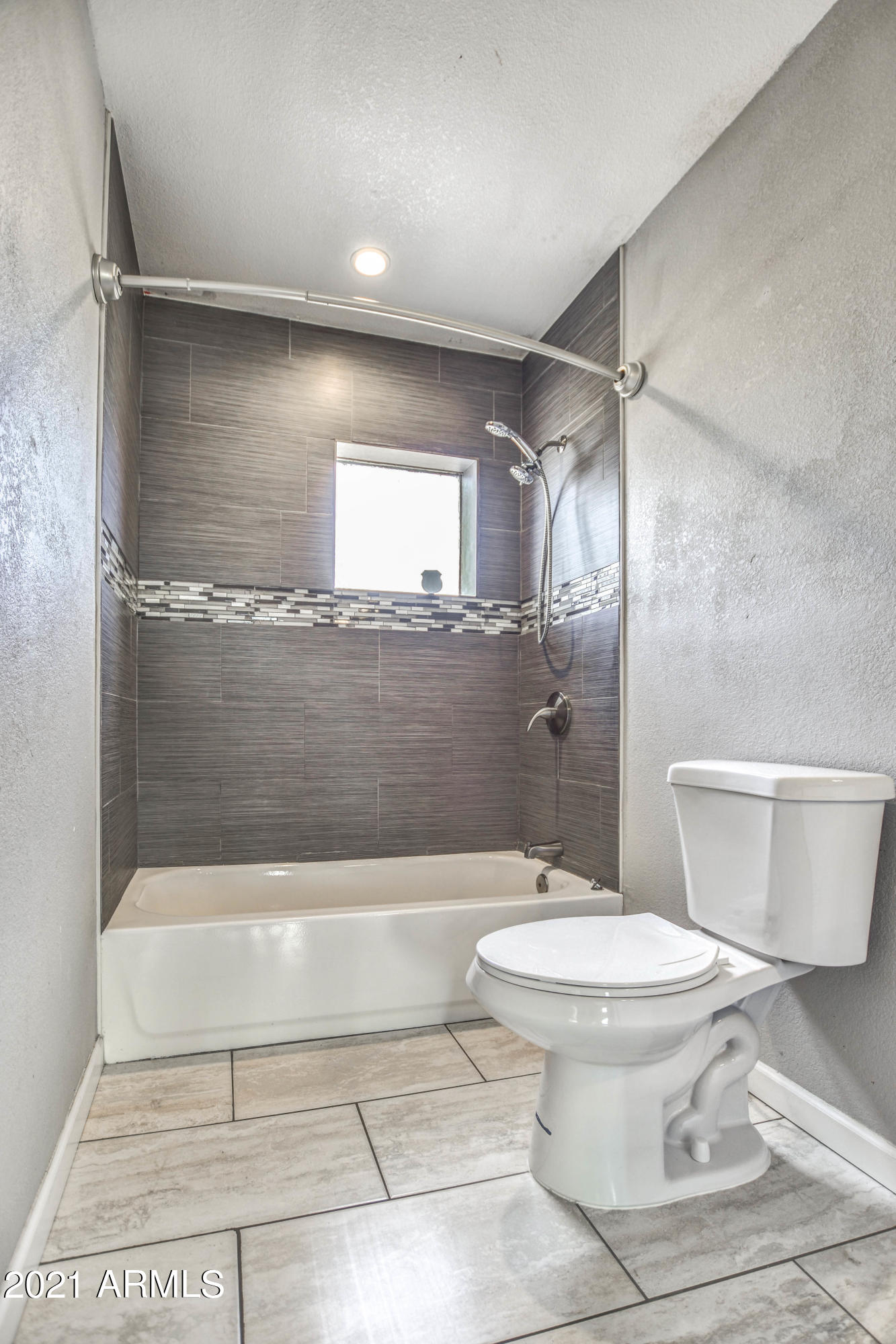 5142 West Osborn Road Phoenix, AZ 85031 - Photo 38 of 43 MASTER BATH 2