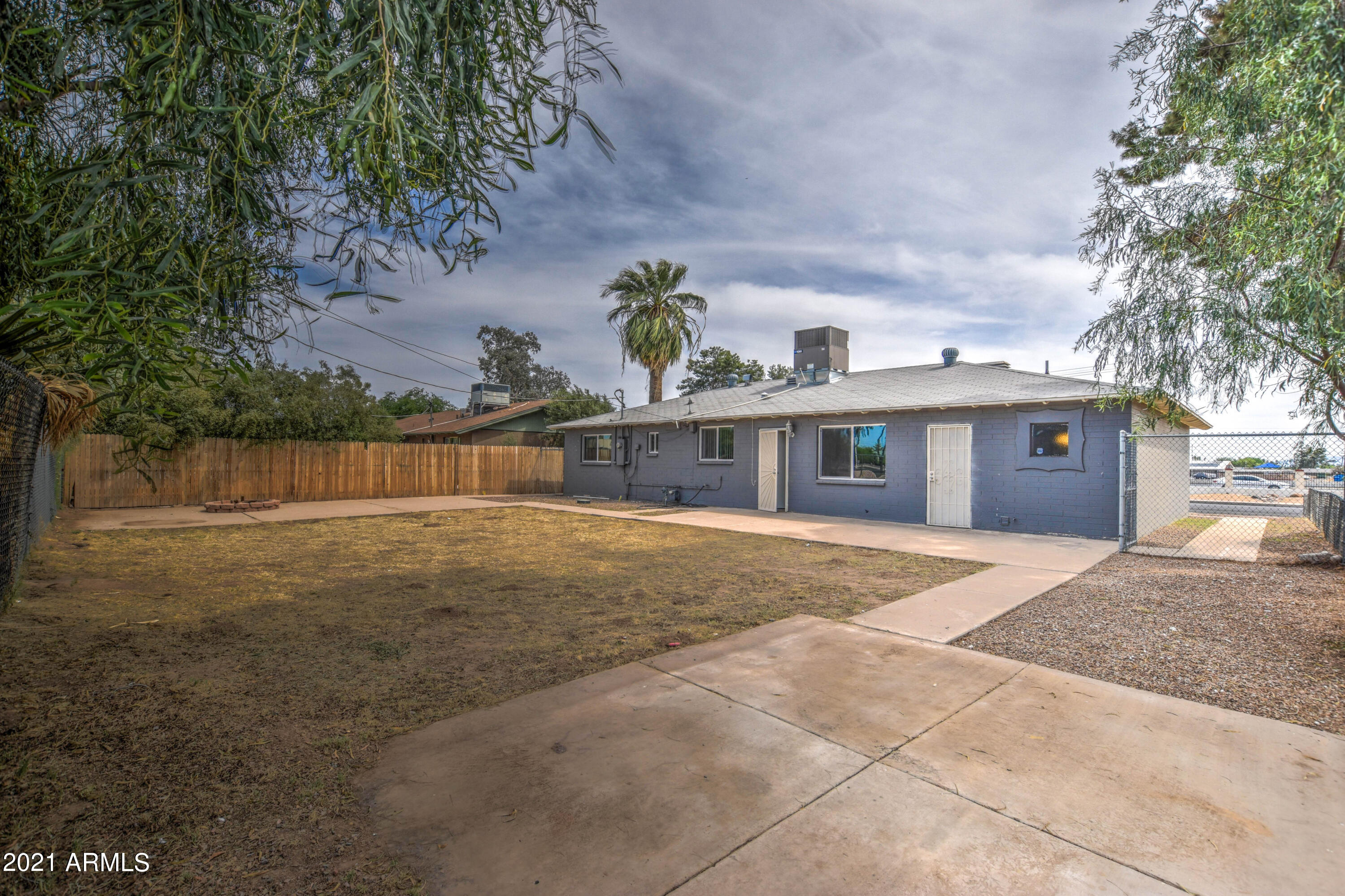 5142 West Osborn Road Phoenix, AZ 85031 - Photo 41 of 43 REAR 2