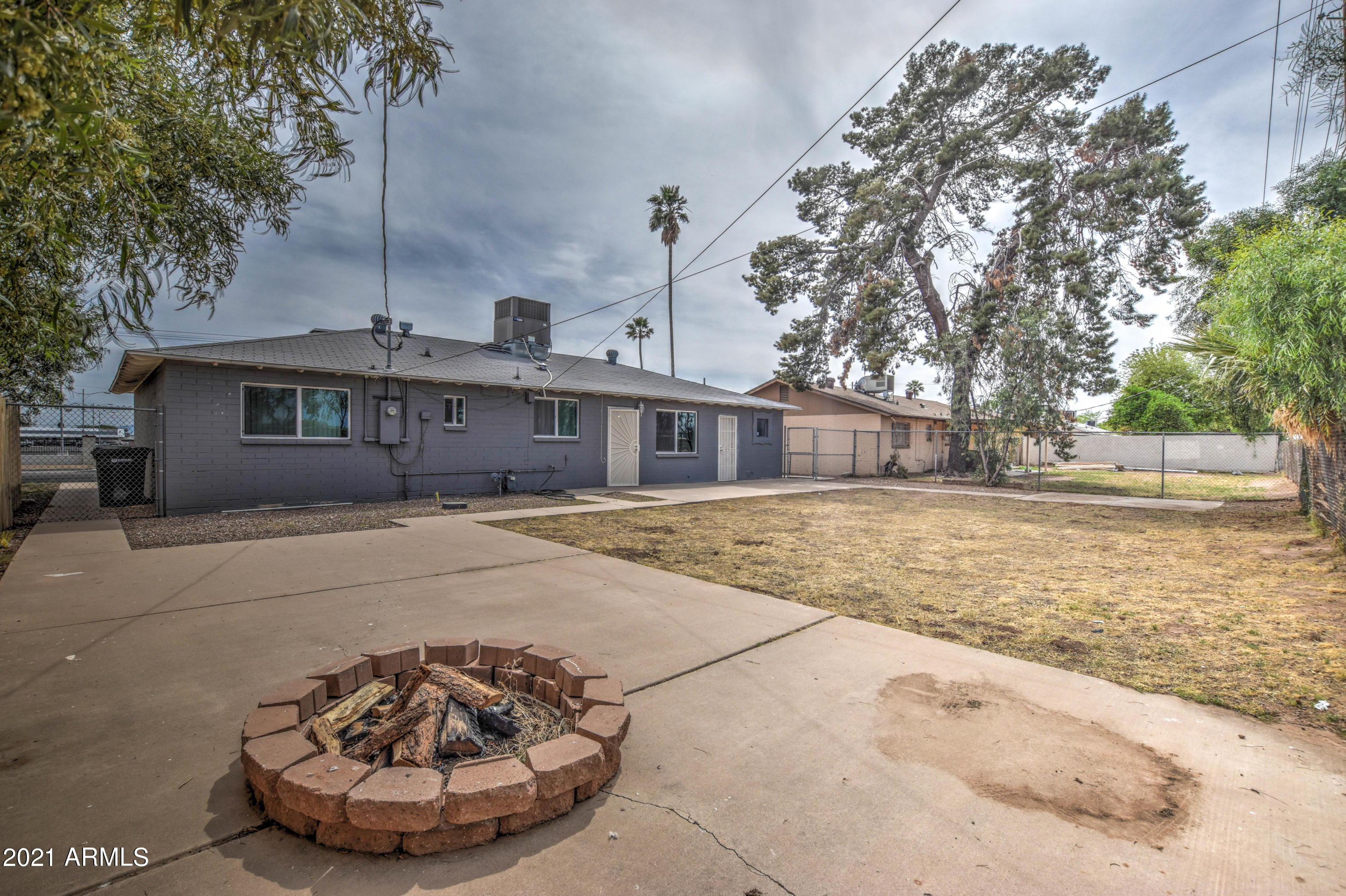 5142 West Osborn Road Phoenix, AZ 85031 - Photo 42 of 43 REAR 3