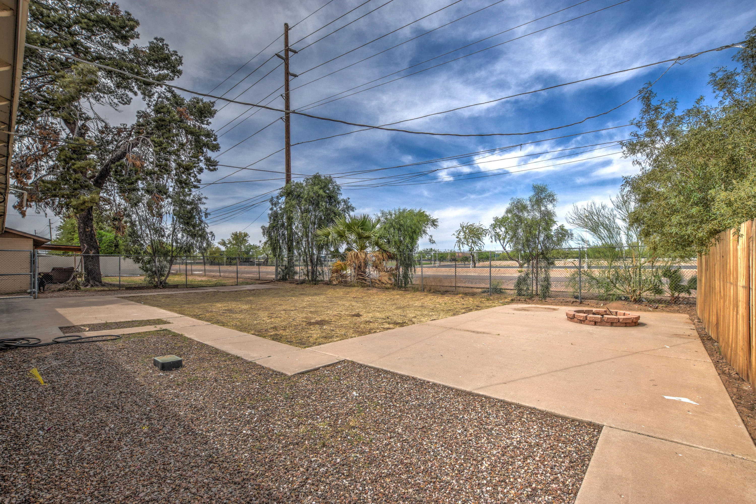 5142 West Osborn Road Phoenix, AZ 85031 - Photo 43 of 43 REAR 4