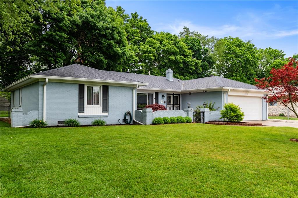 711 South Restin Road Greenwood, IN 46142 - Photo 1 of 23 Gallery Image 1