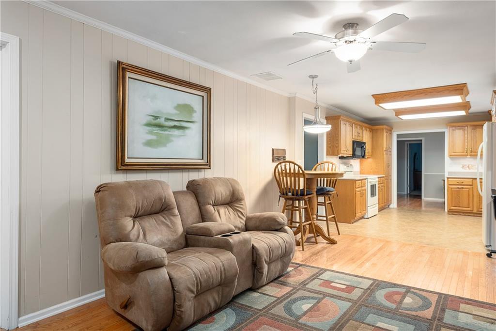 711 South Restin Road Greenwood, IN 46142 - Photo 12 of 23 Gallery Image 12