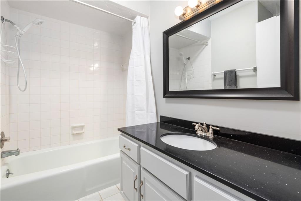 711 South Restin Road Greenwood, IN 46142 - Photo 18 of 23 Gallery Image 18