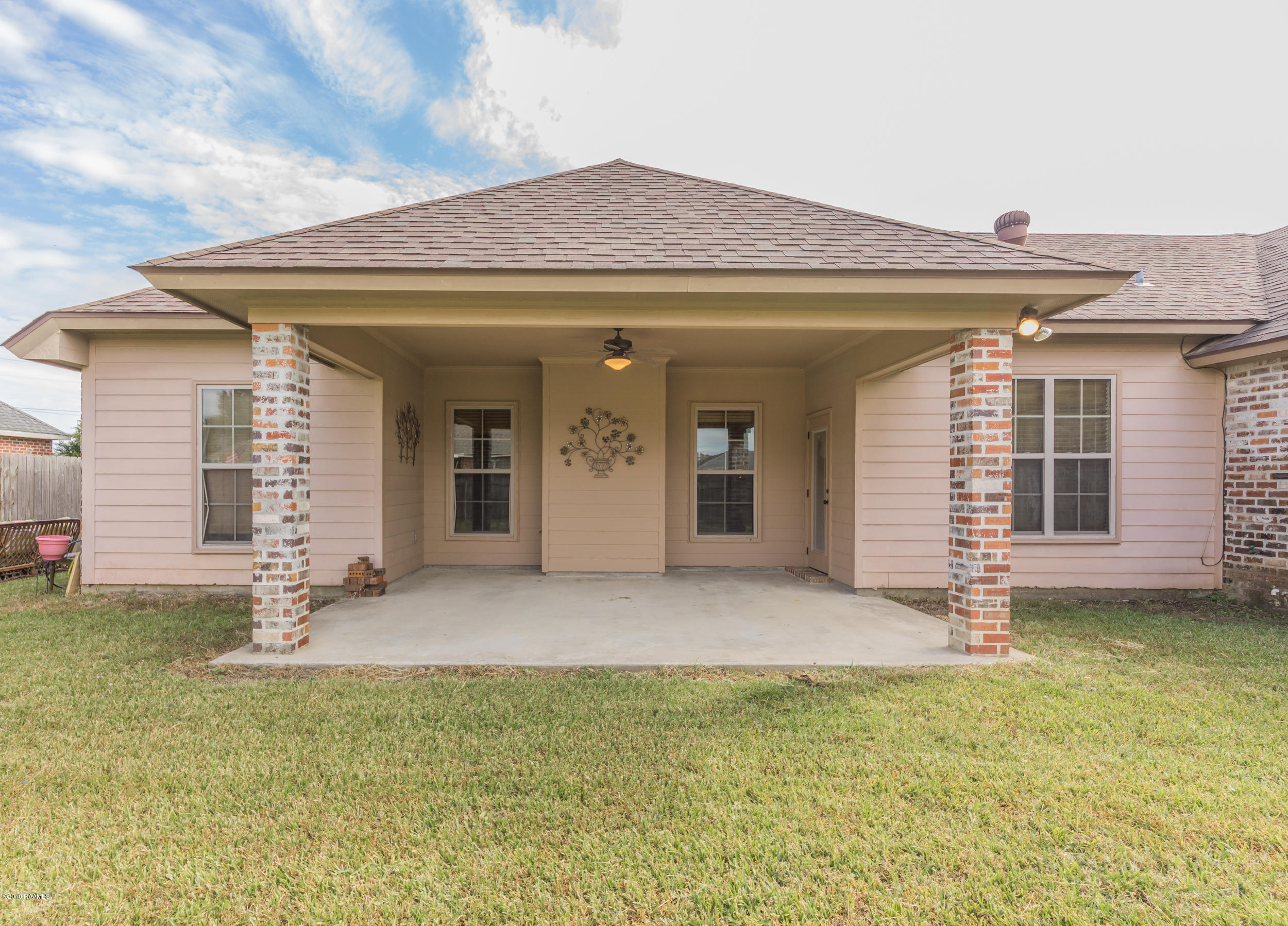 402 Gayle Road Carencro, LA 70520 - Photo 10 of 37 Gallery Image 10