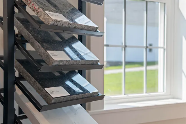 $825,000 | 20 Village Circle, Brunswick, ME 04011