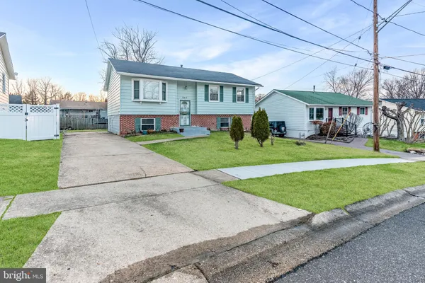 $459,999 | 7917 Grant Drive, Glenarden, MD 20706