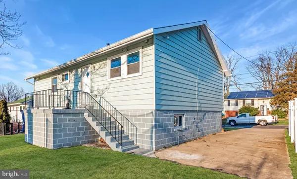 $459,999 | 7917 Grant Drive, Glenarden, MD 20706