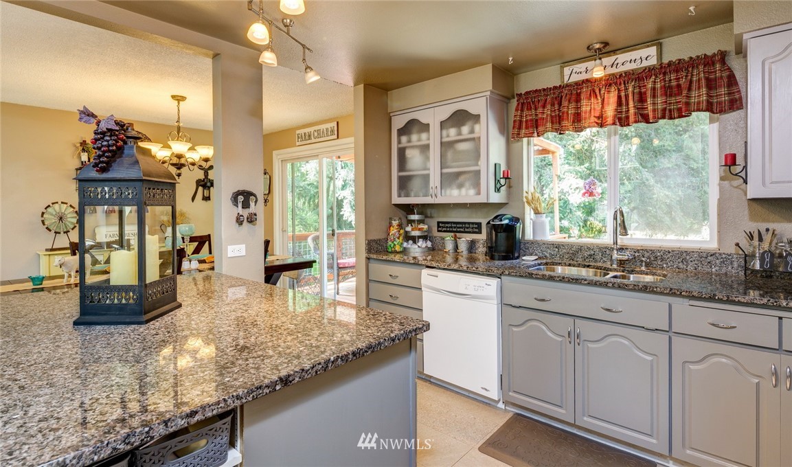 1040 West Laurel Road Ferndale, WA 98248 - Photo 9 of 25