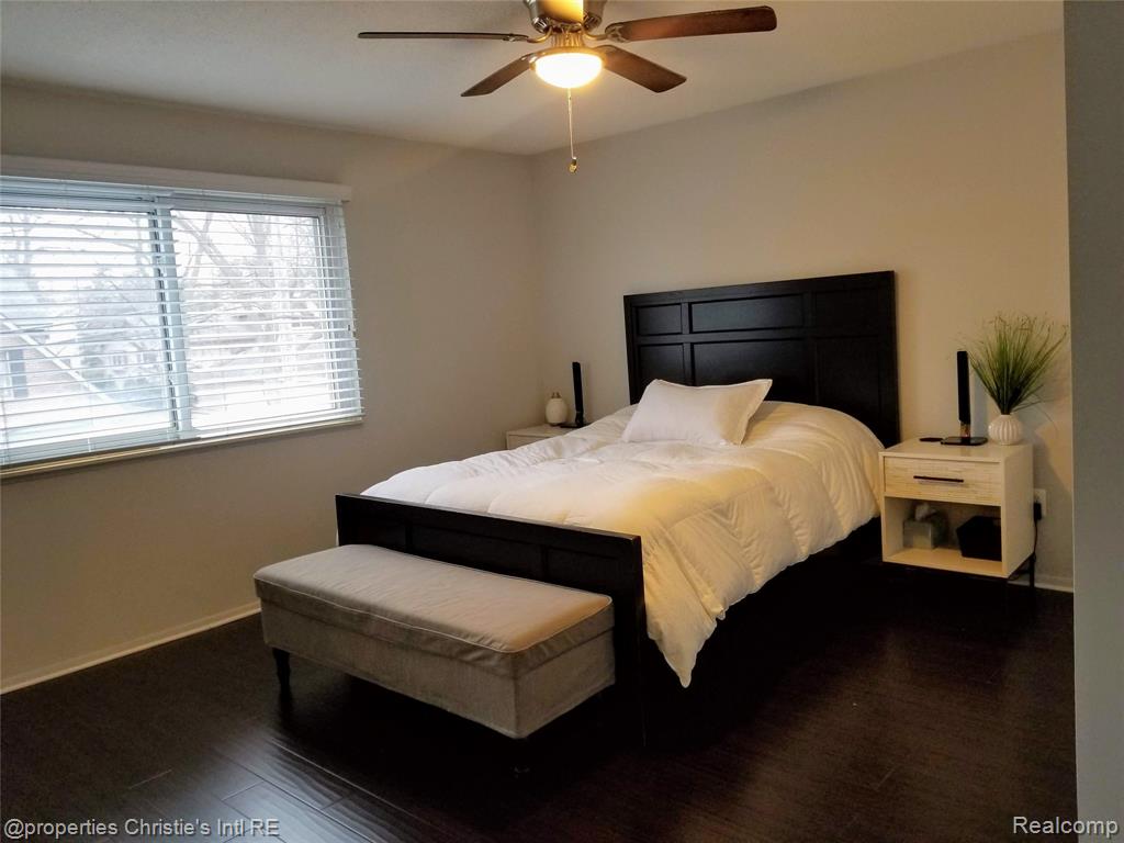 1514 Normandy Road, Unit 203 Royal Oak, MI 48073 - Photo 11 of 29
