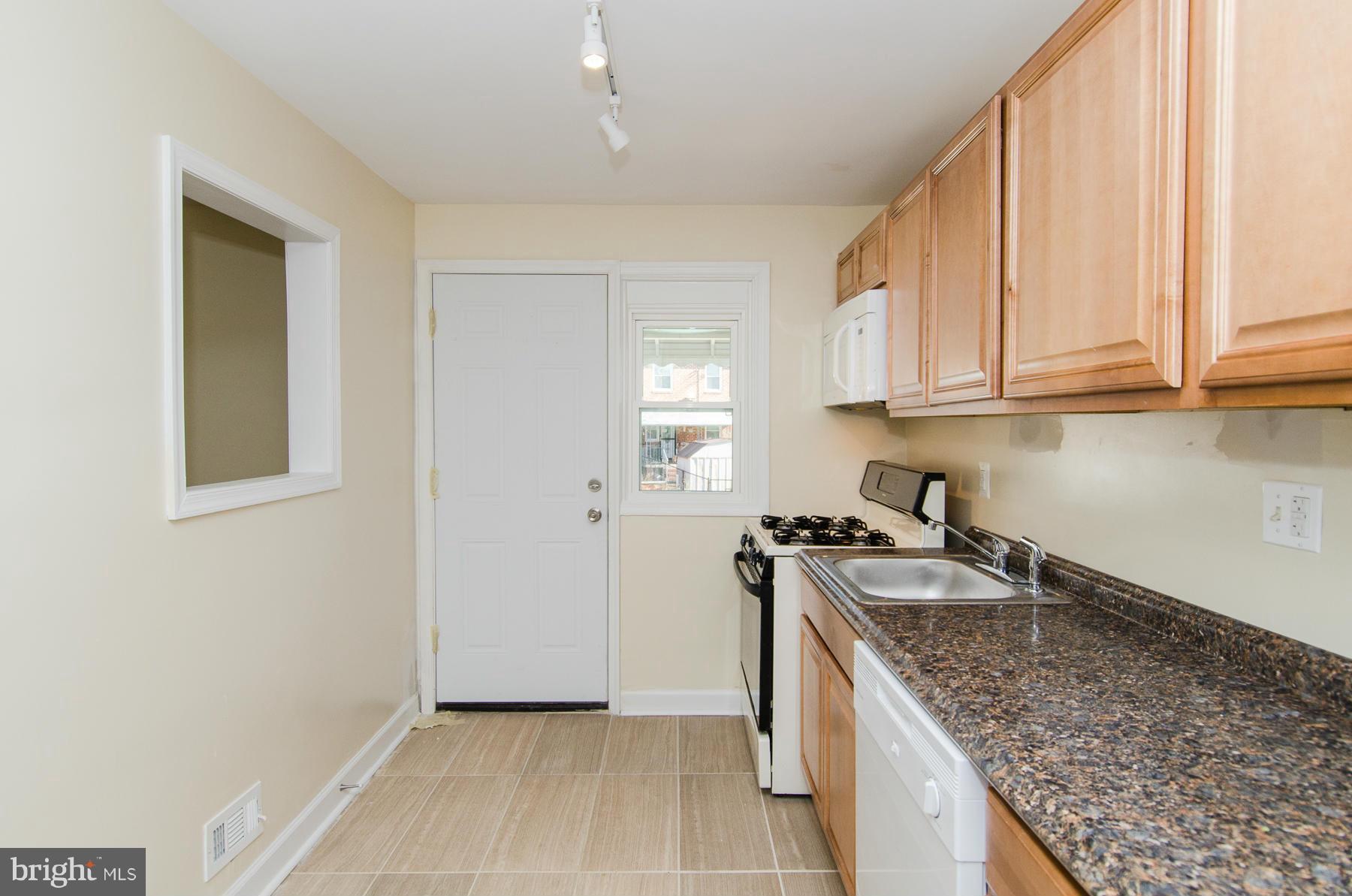 5409 Sagra Road Baltimore, MD 21239 - Photo 9 of 24 Kitchen