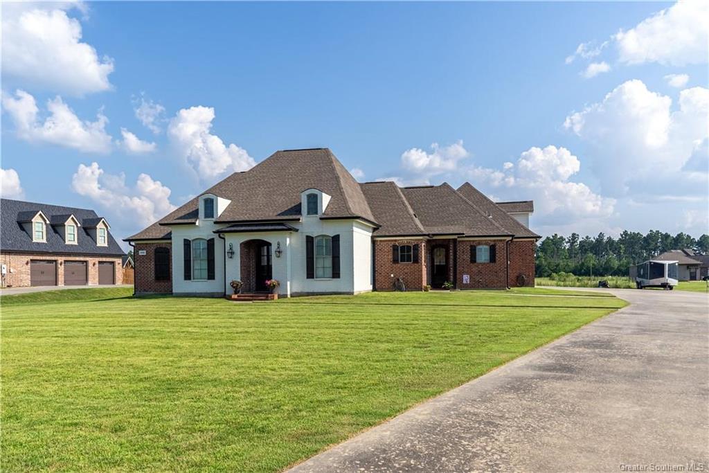 1445 Bluff Ridge Road Lake Charles, LA 70611 - Photo 2 of 42 Gallery Image 2