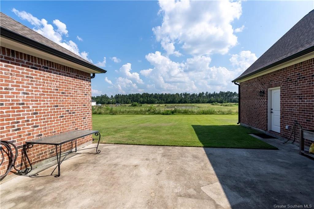 1445 Bluff Ridge Road Lake Charles, LA 70611 - Photo 35 of 42 Gallery Image 35