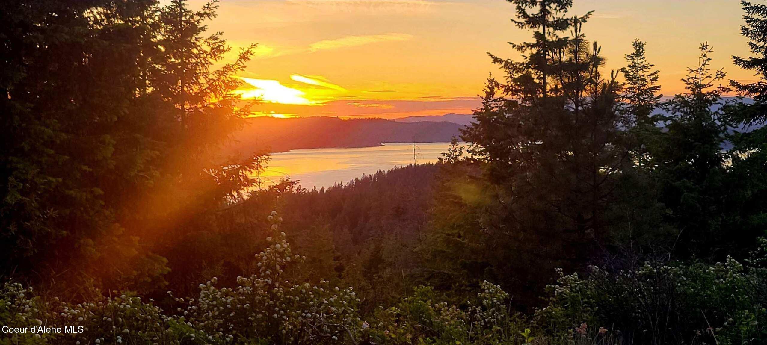 Amazing CDA Lake views