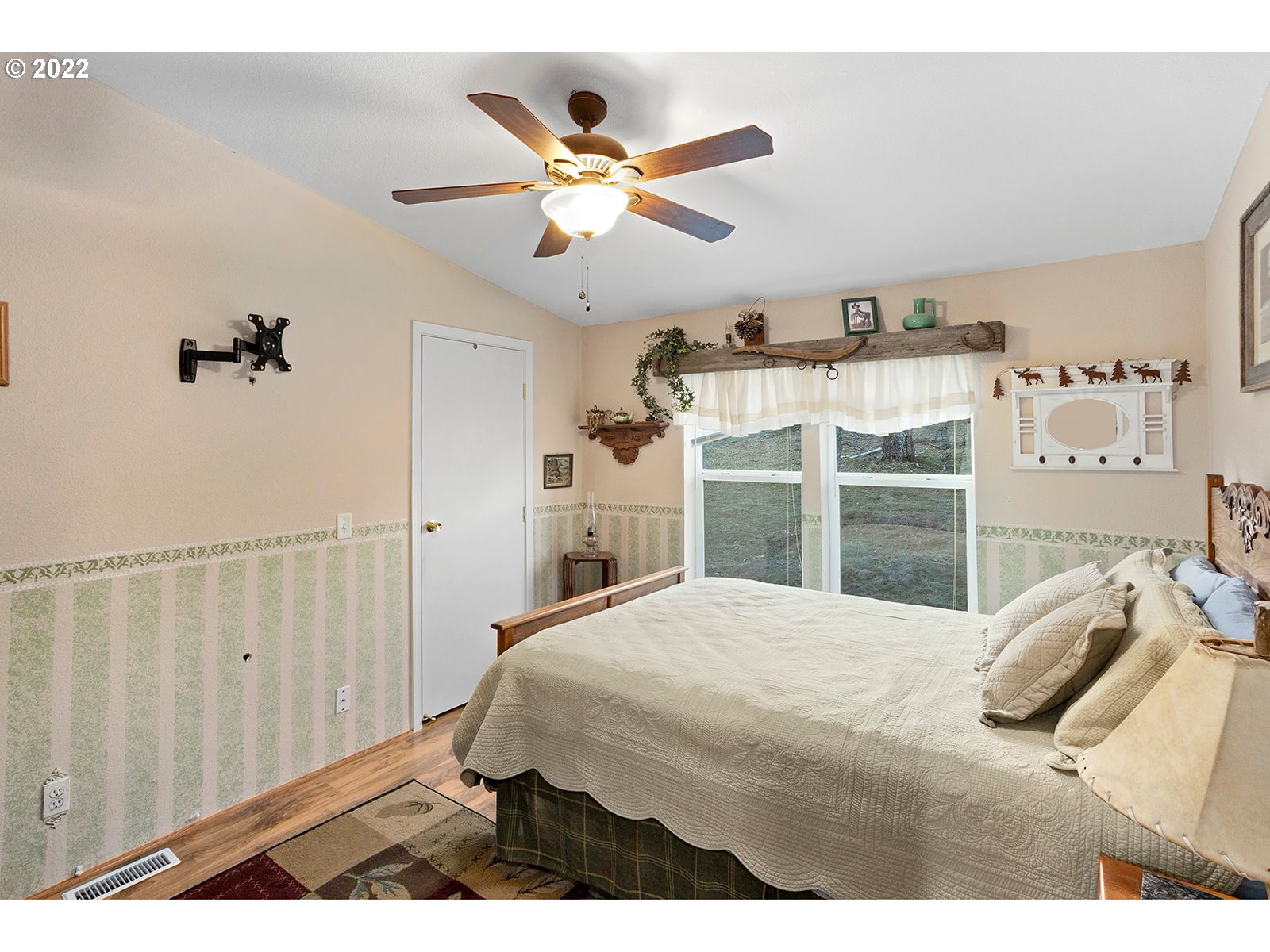 61143 Clark Mill Road Dufur, OR 97021 - Photo 17 of 23 Gallery Image 17