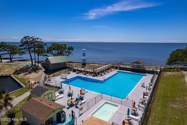 $464,000 | 106 William Tryon Court, Kill Devil Hills, NC 27948