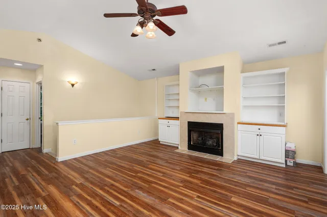 $464,000 | 106 William Tryon Court, Kill Devil Hills, NC 27948