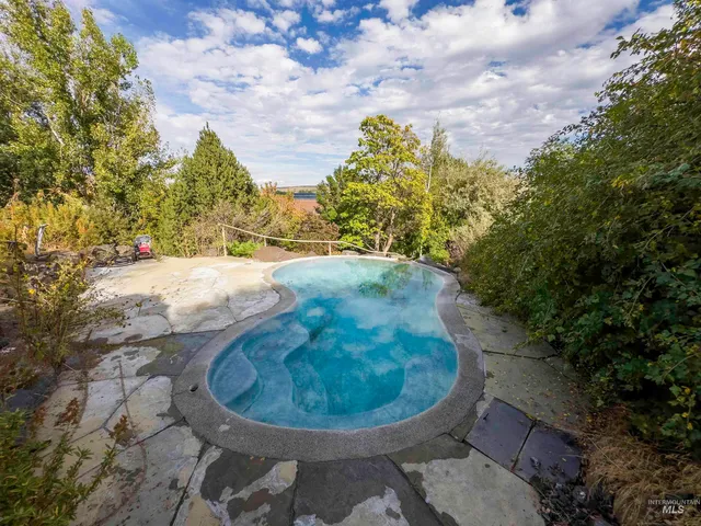 $5,800,000 | 4799a River Road, Buhl, ID 83316