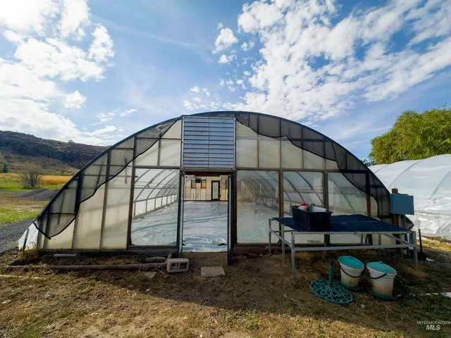 $5,800,000 | 4799a River Road, Buhl, ID 83316