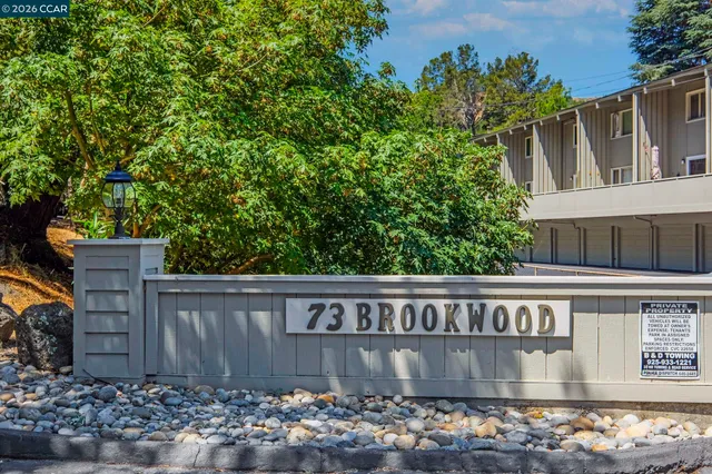 $2,300 | 73 Brookwood Road, Unit 48, Orinda, CA 94563