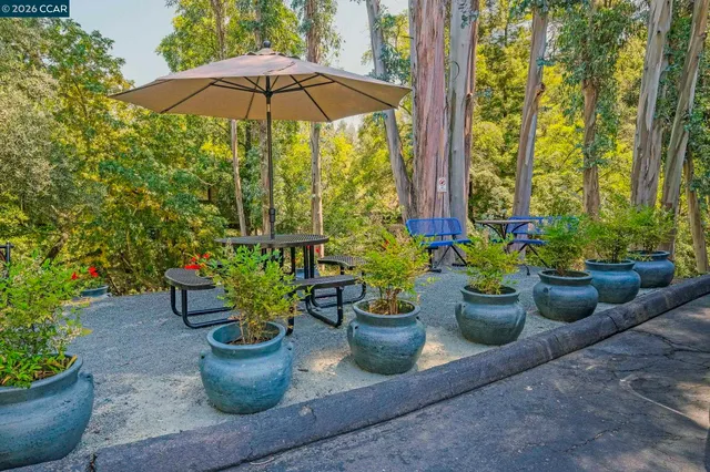 $2,300 | 73 Brookwood Road, Unit 48, Orinda, CA 94563