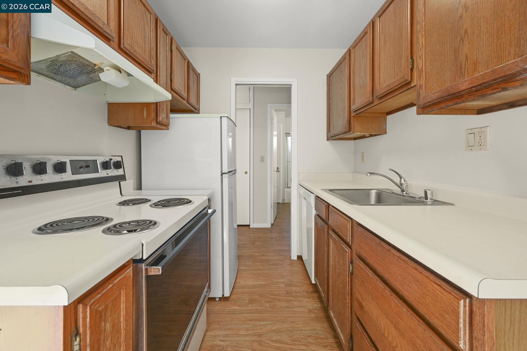 73 Brookwood Road, Unit 48 Orinda, CA 94563 - Photo 8 of 20