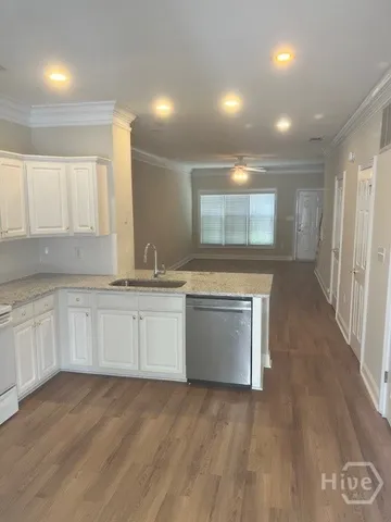 $1,650 | 110 Wood Lake Drive, Unit 19, Athens, GA 30606