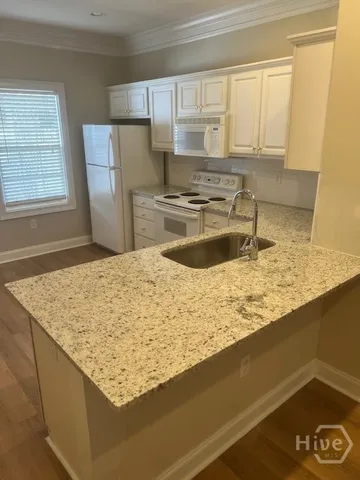 $1,650 | 110 Wood Lake Drive, Unit 19, Athens, GA 30606