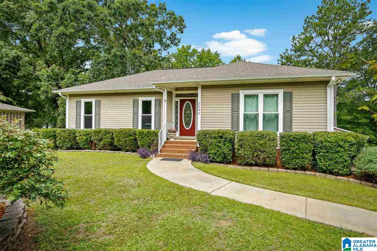 2490 16th Street Calera, AL 35040 - Photo 2 of 34