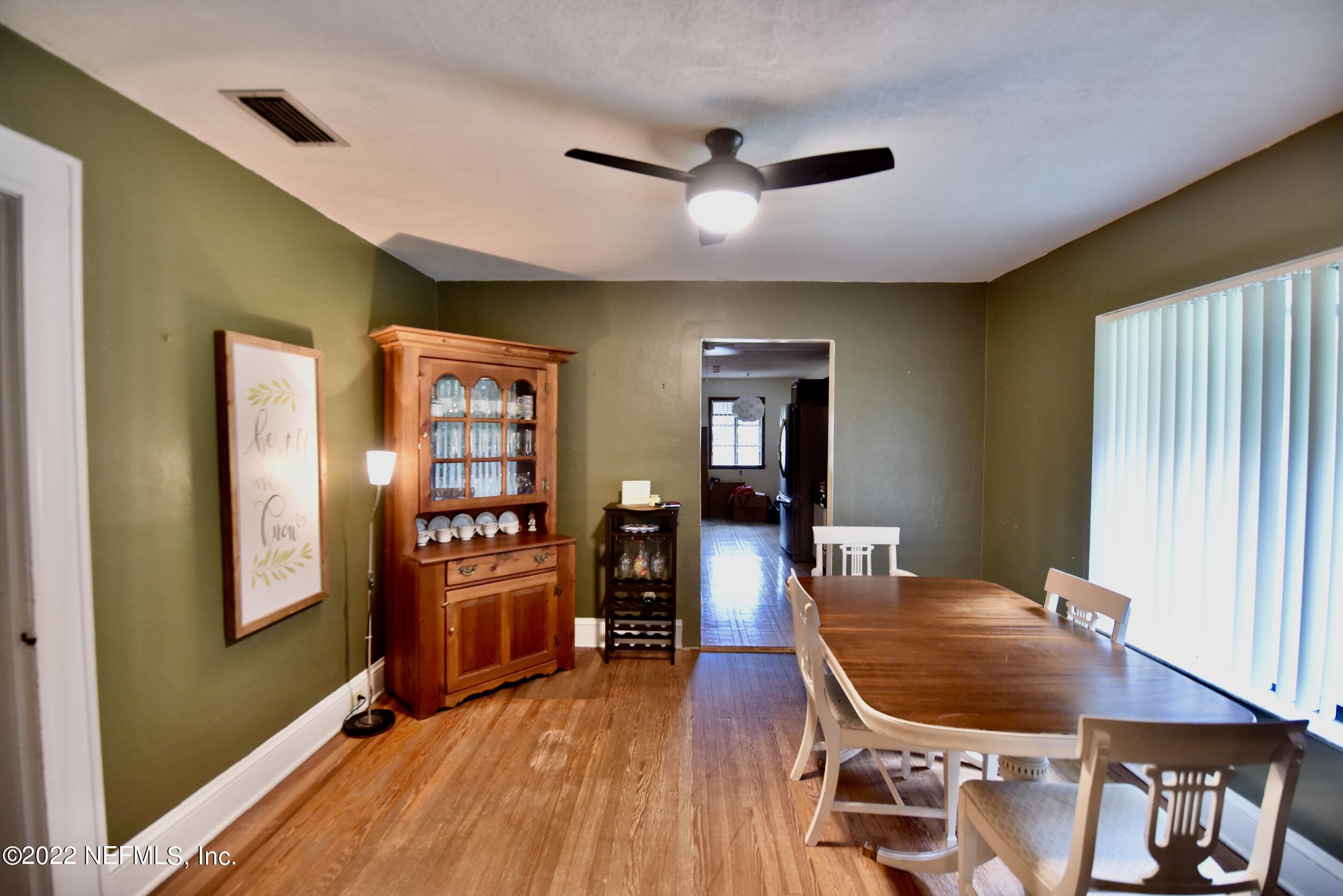 1840 Lindsey Road Jacksonville, FL 32221 - Photo 18 of 30 Dining room
