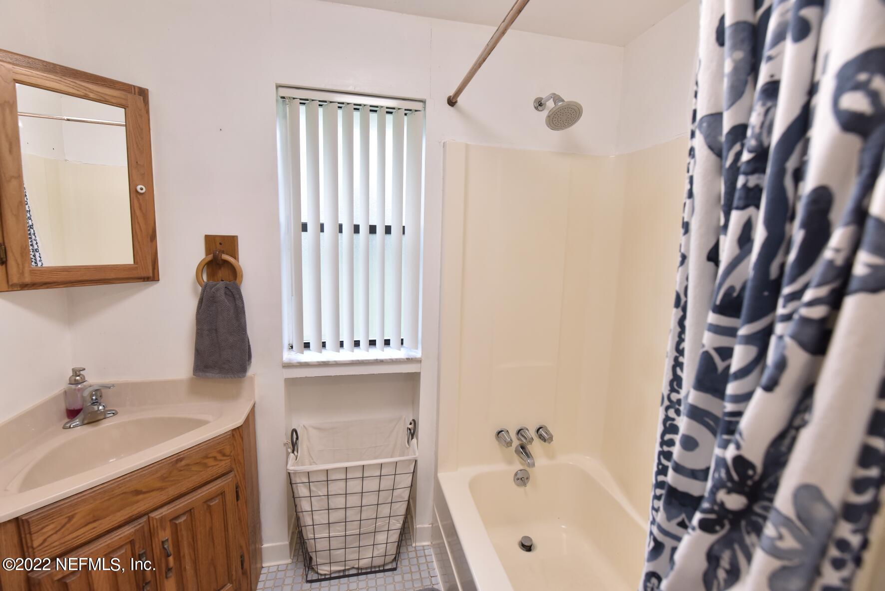 1840 Lindsey Road Jacksonville, FL 32221 - Photo 25 of 30 Master bathroom