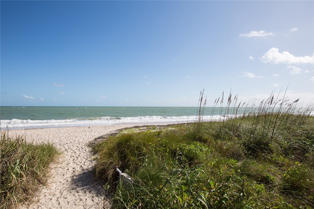 1155 Reef Road, Unit C1 Vero Beach, FL 32963 - Photo 35 of 35 Gallery Image 35