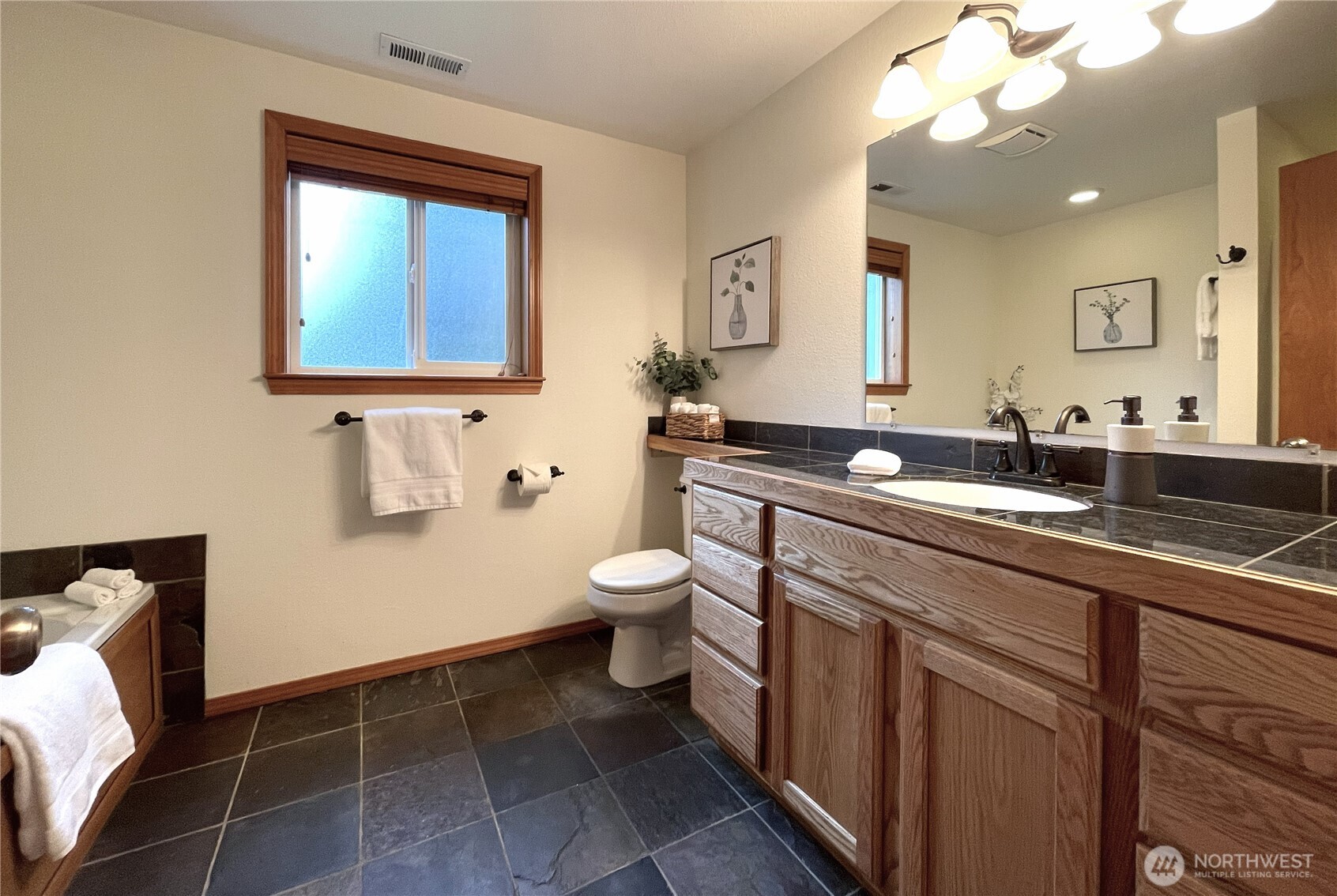 38310 Swede Heaven Road Arlington, WA 98223 - Photo 9 of 40