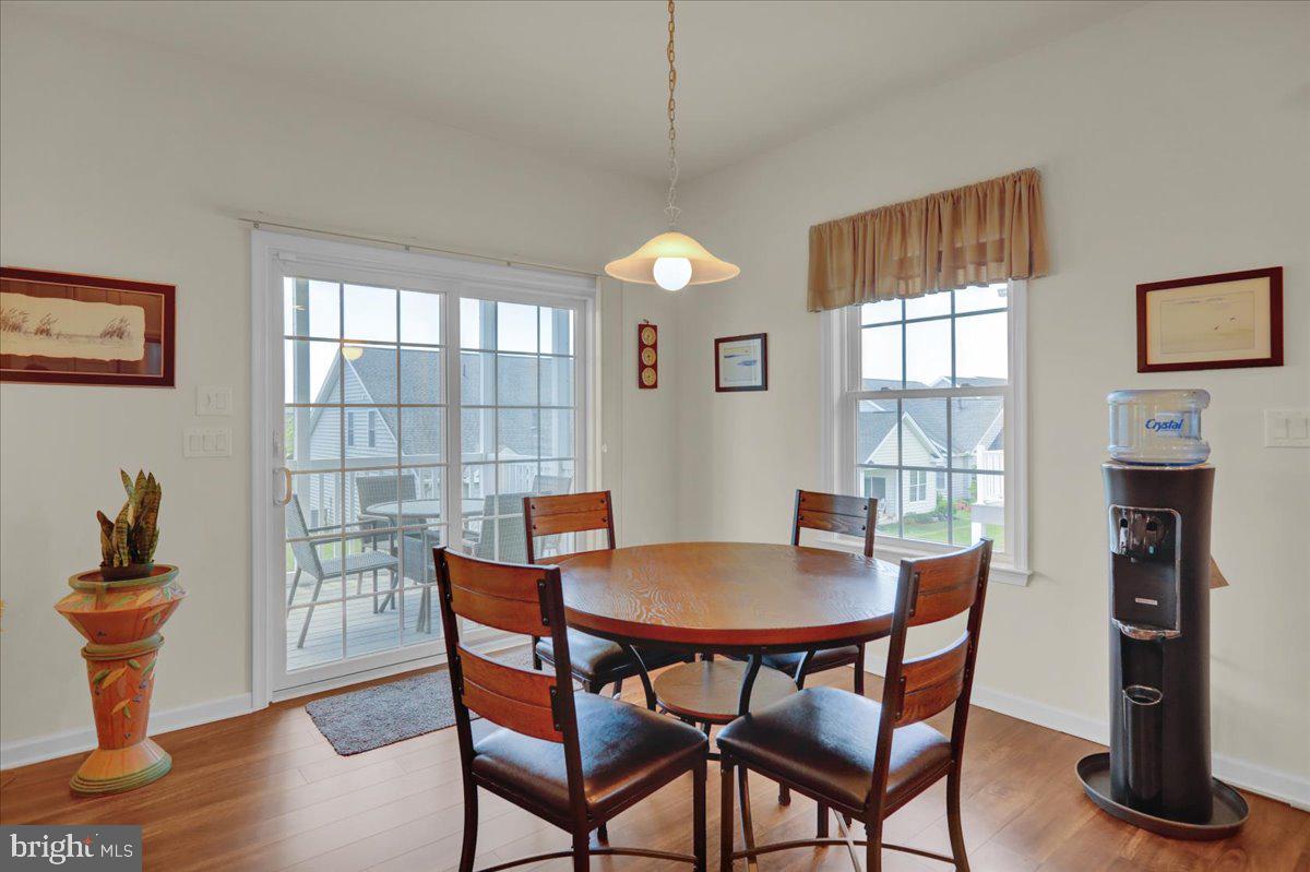 417 Resolution Drive Lititz, PA 17543 - Photo 17 of 43 Charming Breakfast Nook.