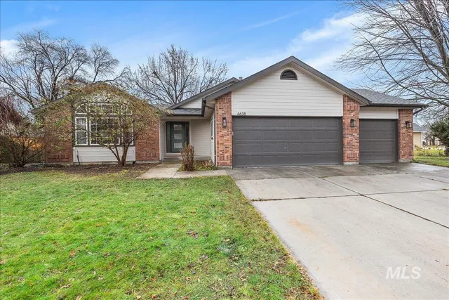 $555,000 | 4638 North Marcliffe Way, Boise, ID 83704